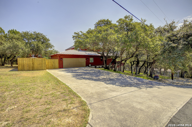 138 Canyon Crk Property Photo 4