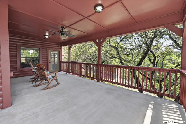 138 Canyon Crk Property Photo 8