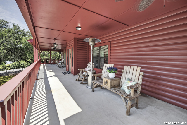 138 Canyon Crk Property Photo 9