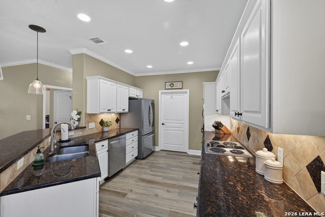 138 Canyon Crk Property Photo 16