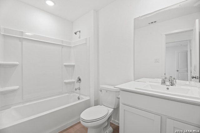 430 Argyle Hl Property Photo 28