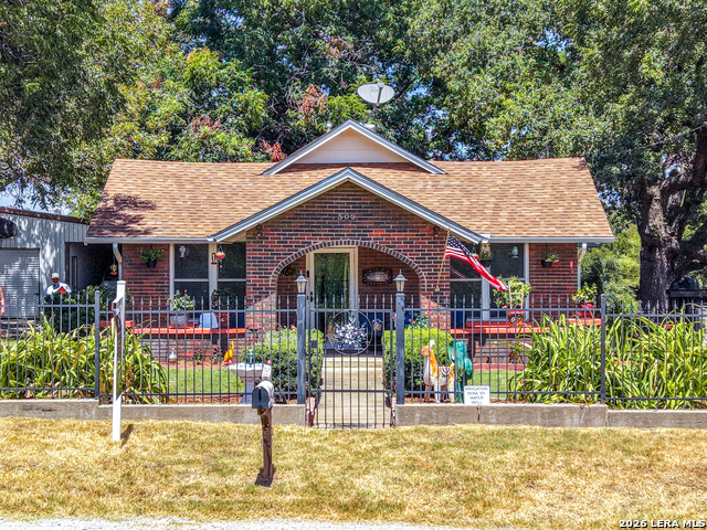 509 E Almante Avenue