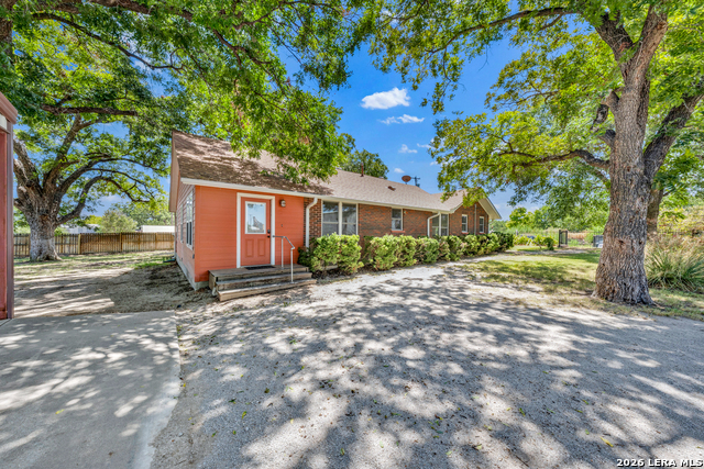509 E Almante Avenue Property Photo 18
