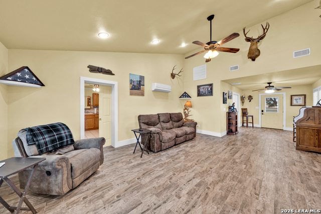 509 E Almante Avenue Property Photo 32