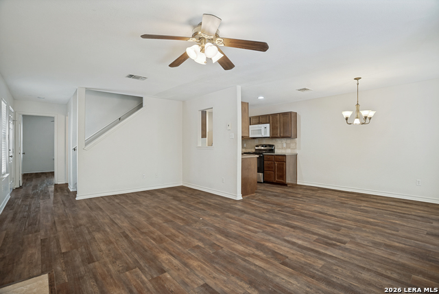 7739 Rustic Park Property Photo 7