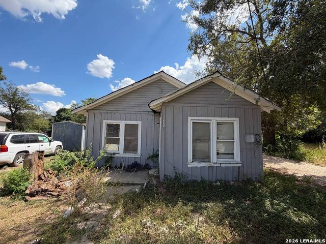 527 Boone Street Property Photo 3