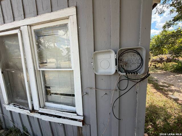 527 Boone Street Property Photo 5