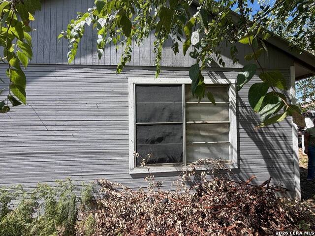 527 Boone Street Property Photo 13