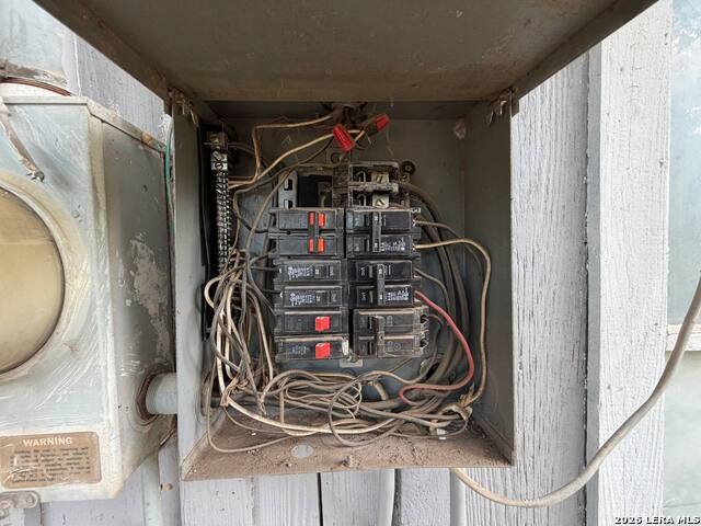 527 Boone Street Property Photo 25