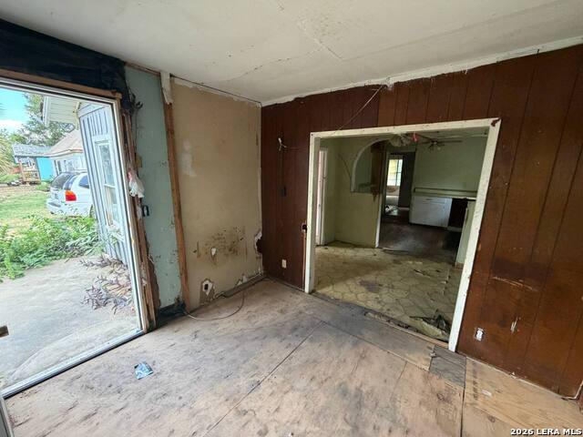 527 Boone Street Property Photo 29