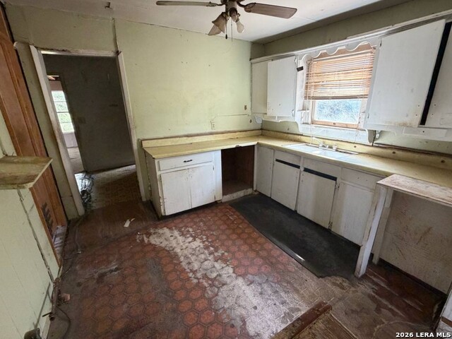 527 Boone Street Property Photo 37