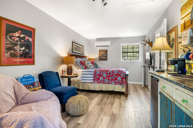 112 Golden Morn Property Photo 28
