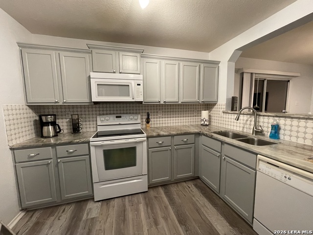 11922 Meadow Wls Property Photo 3