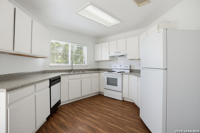 5 Stager Hills Property Photo 7