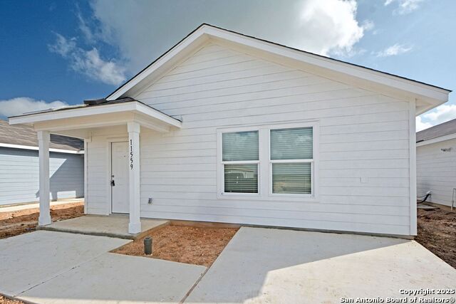 11559 Field Briar Property Photo 1