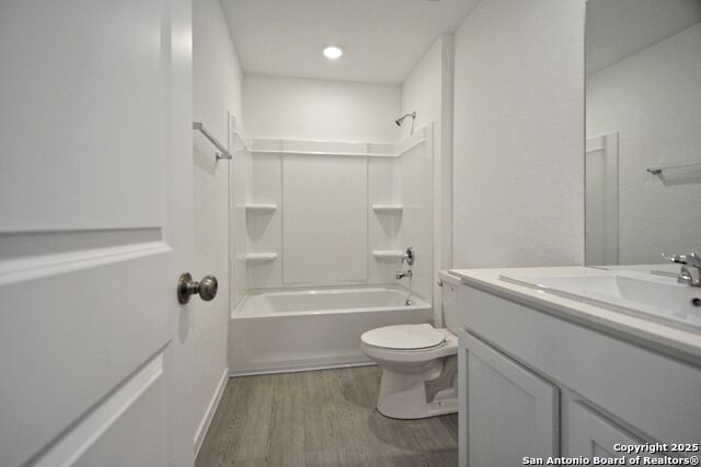 11559 Field Briar Property Photo 19