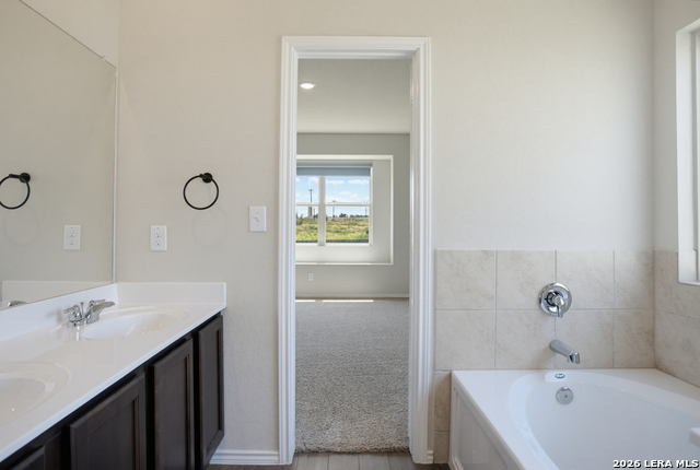 10038 Boulder Opal Property Photo 13