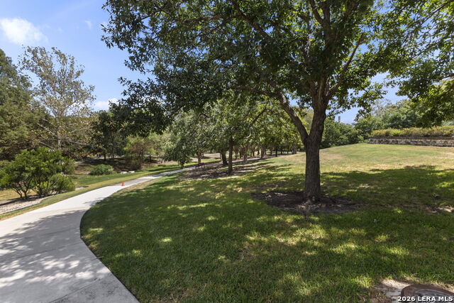 1 Towers Park Ln Property Photo 29