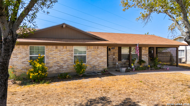 1248 Royal Crown Property Photo 3