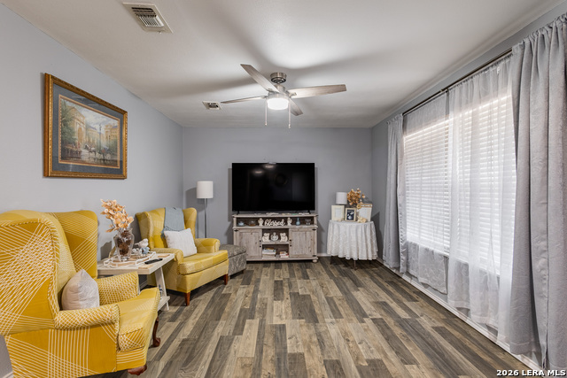 1248 Royal Crown Property Photo 4
