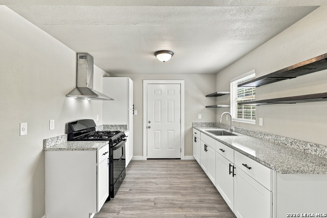 606 S San Joaquin Ave Property Photo 6