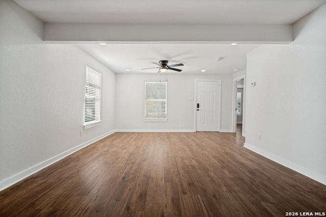 1627 San Rafael St Property Photo 8