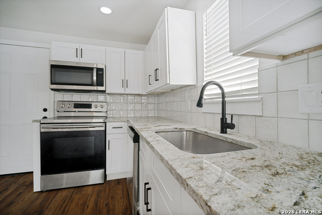 1627 San Rafael St Property Photo 11
