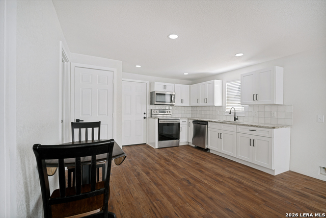 1627 San Rafael St Property Photo 17