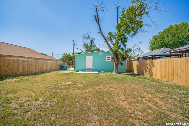 1627 San Rafael St Property Photo 23