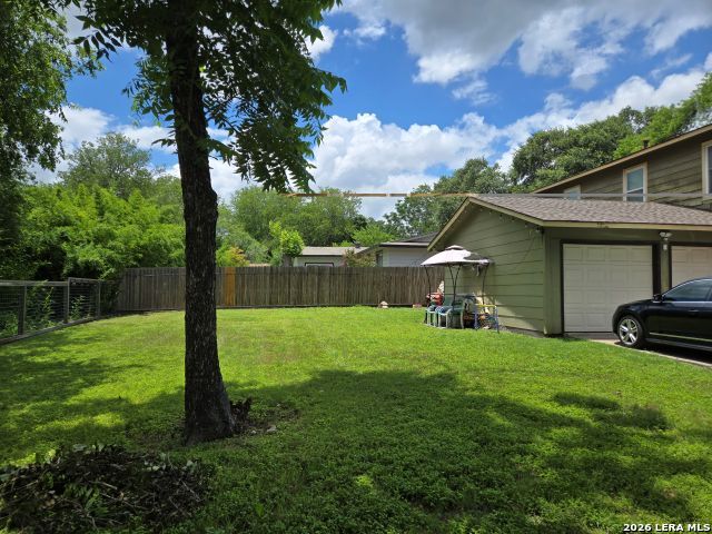 903 Zachry Dr Property Photo 6