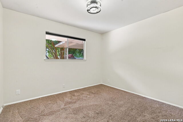 5266 Prince Valiant Property Photo 15