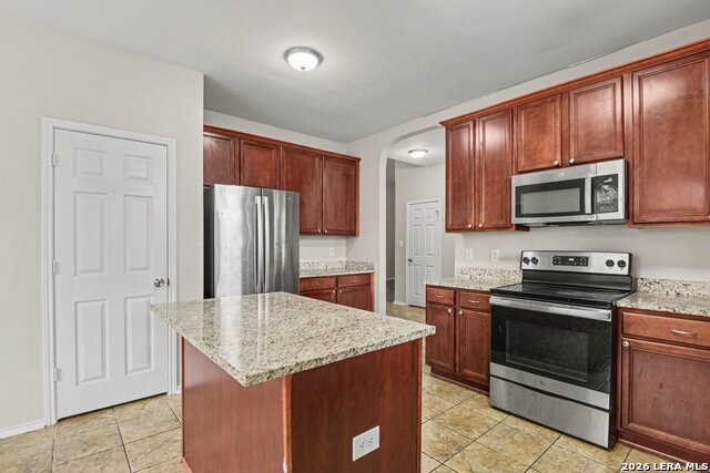 121 Yeager Cir Property Photo 12