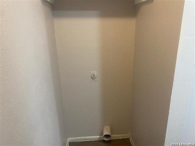 1407 Churing Dr Property Photo 15