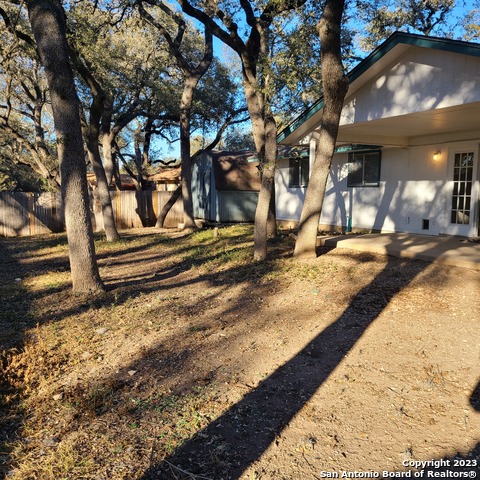 8803 Wimbledon St Property Photo 15