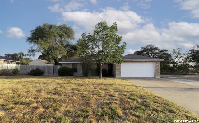 302 Bain Dr Property Photo 1