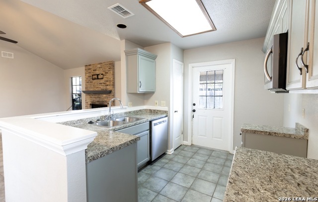 302 Bain Dr Property Photo 12