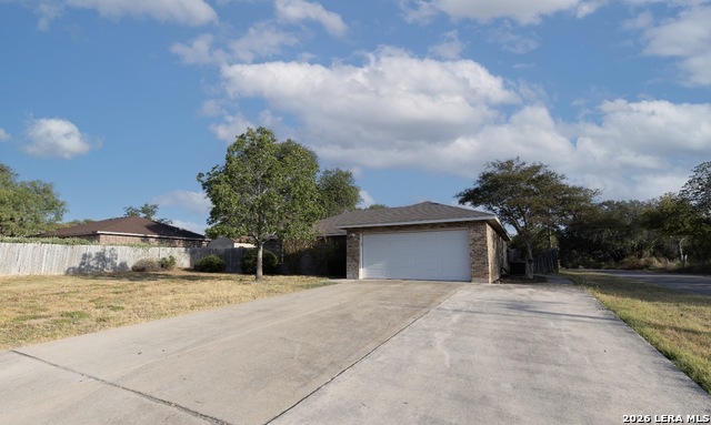 302 Bain Dr Property Photo 22