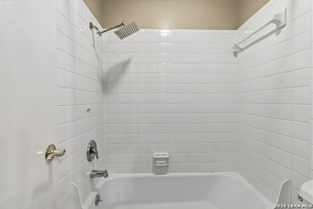 3246 Castledale Dr Property Photo 26
