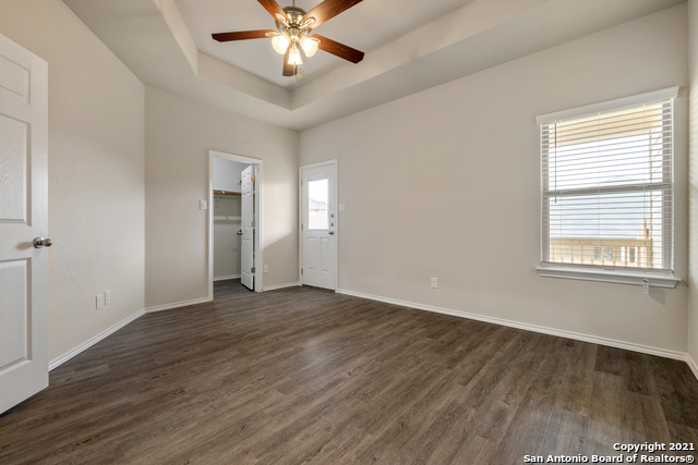 9211 Canyon Bnd Property Photo 11