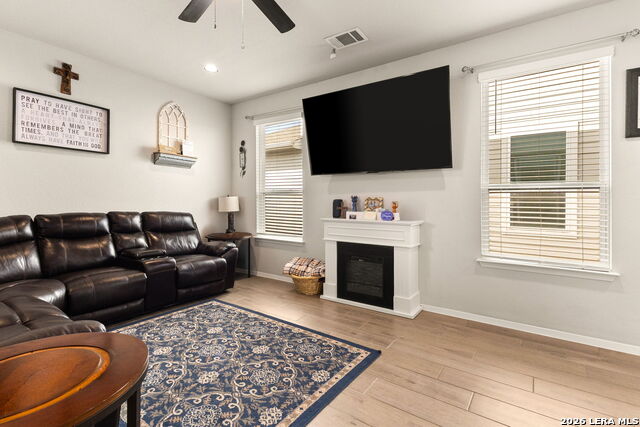 330 Delta Crst Property Photo 5