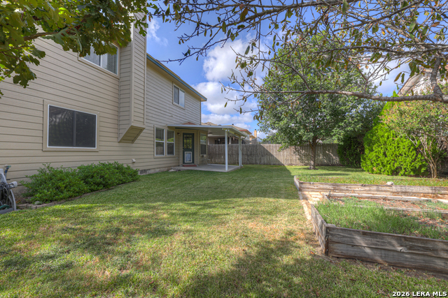 204 Falcon Ridge Dr Property Photo 35