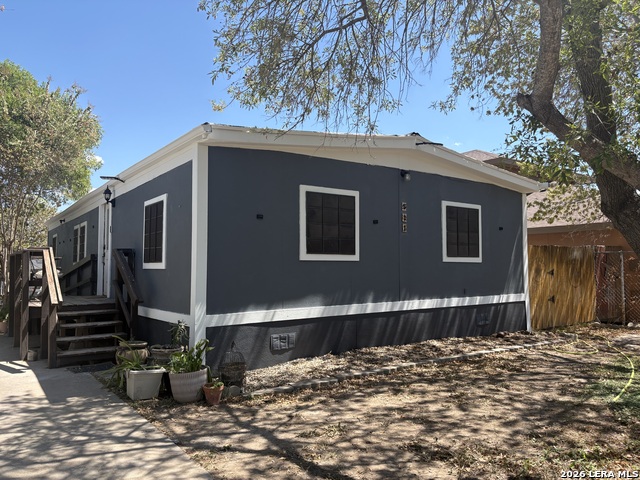 511 Zaragoza Dr Property Photo 1