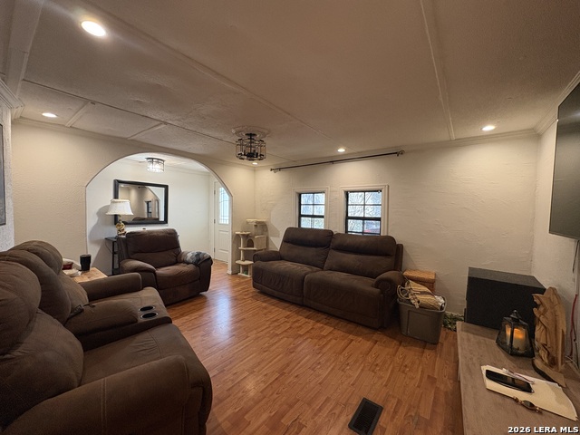 511 Zaragoza Dr Property Photo 2