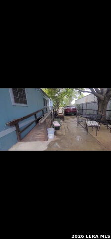 511 Zaragoza Dr Property Photo 18