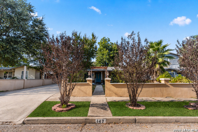 147 Gazel Property Photo 2