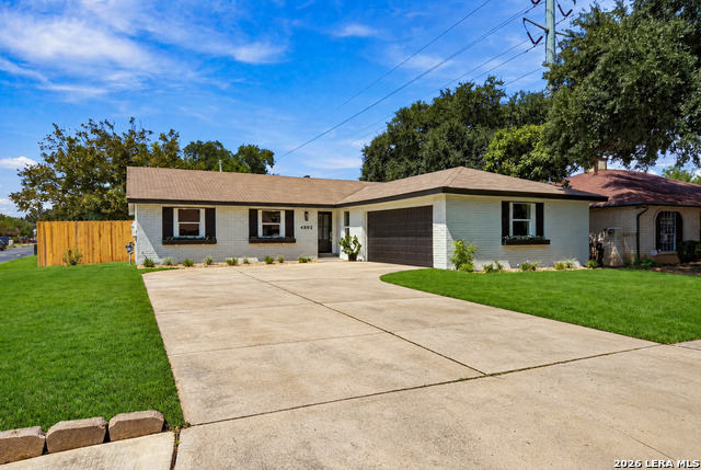 4802 Crystal Creek Property Photo 3