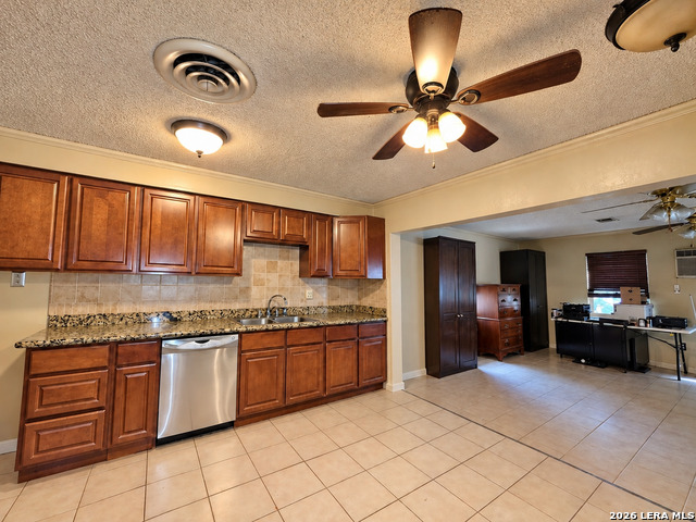 807 Frio Property Photo 1