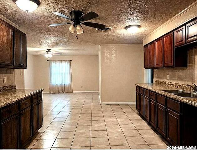 807 Frio Property Photo 5