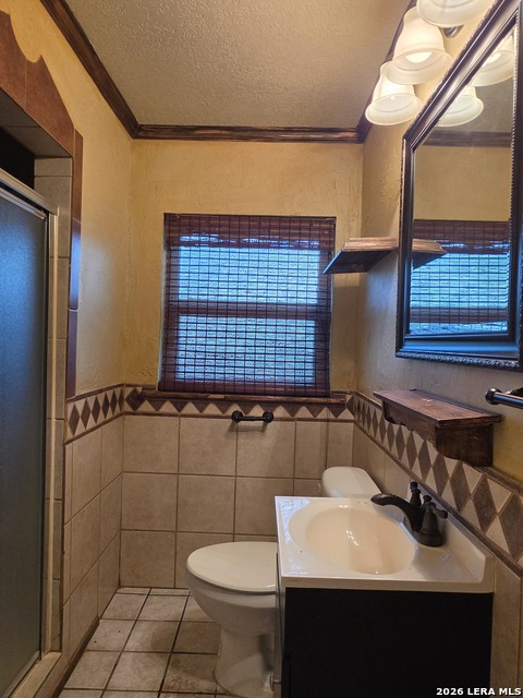 807 Frio Property Photo 11