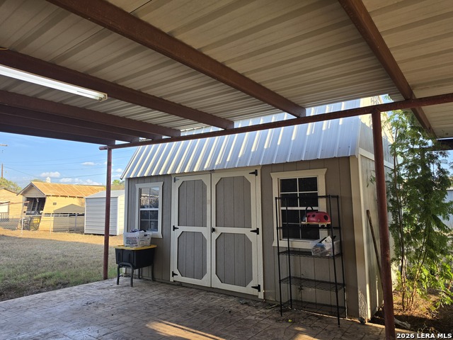 807 Frio Property Photo 15